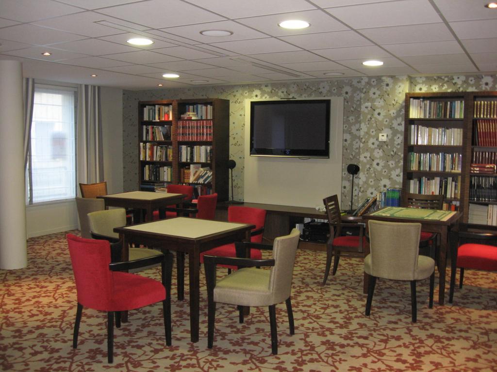 Aparthotel Domitys Le Parc Balsan à Châteauroux Extérieur photo