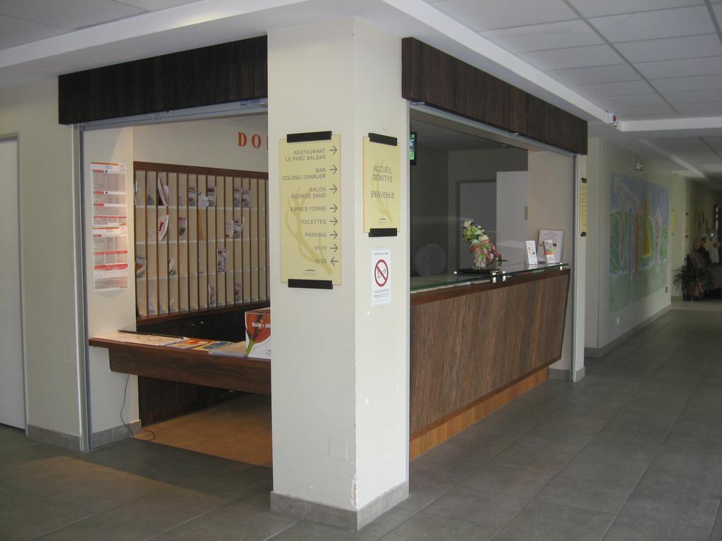 Aparthotel Domitys Le Parc Balsan à Châteauroux Extérieur photo