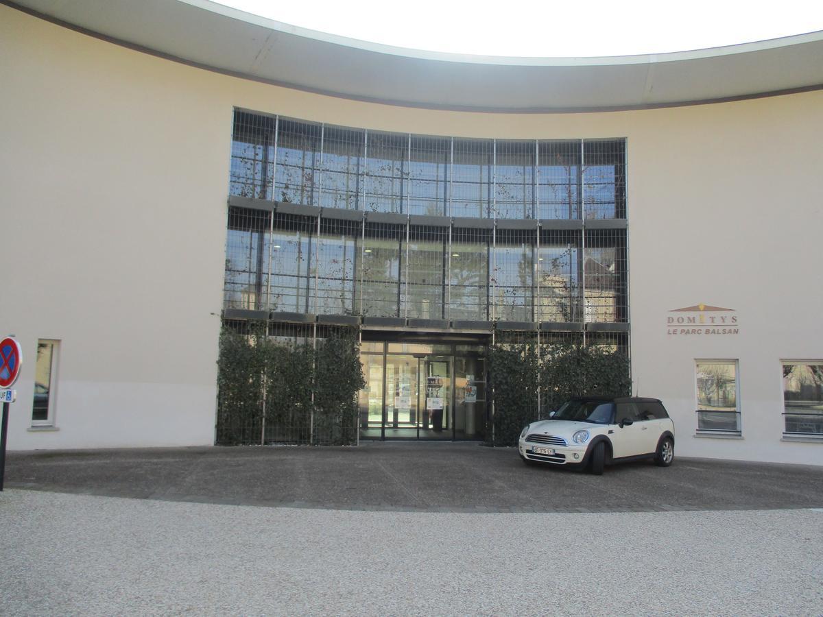 Aparthotel Domitys Le Parc Balsan à Châteauroux Extérieur photo